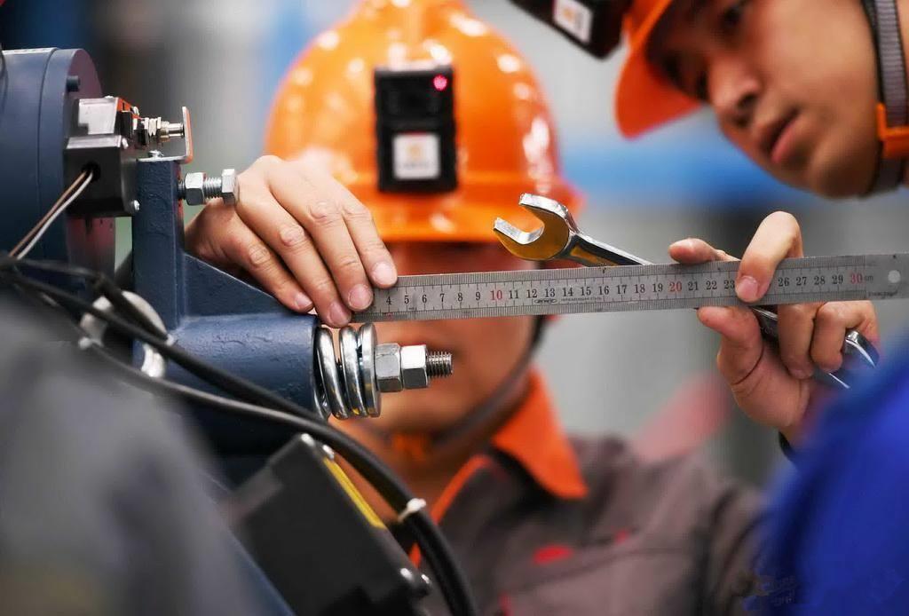 成都電梯維修公司 成都電梯維修公司